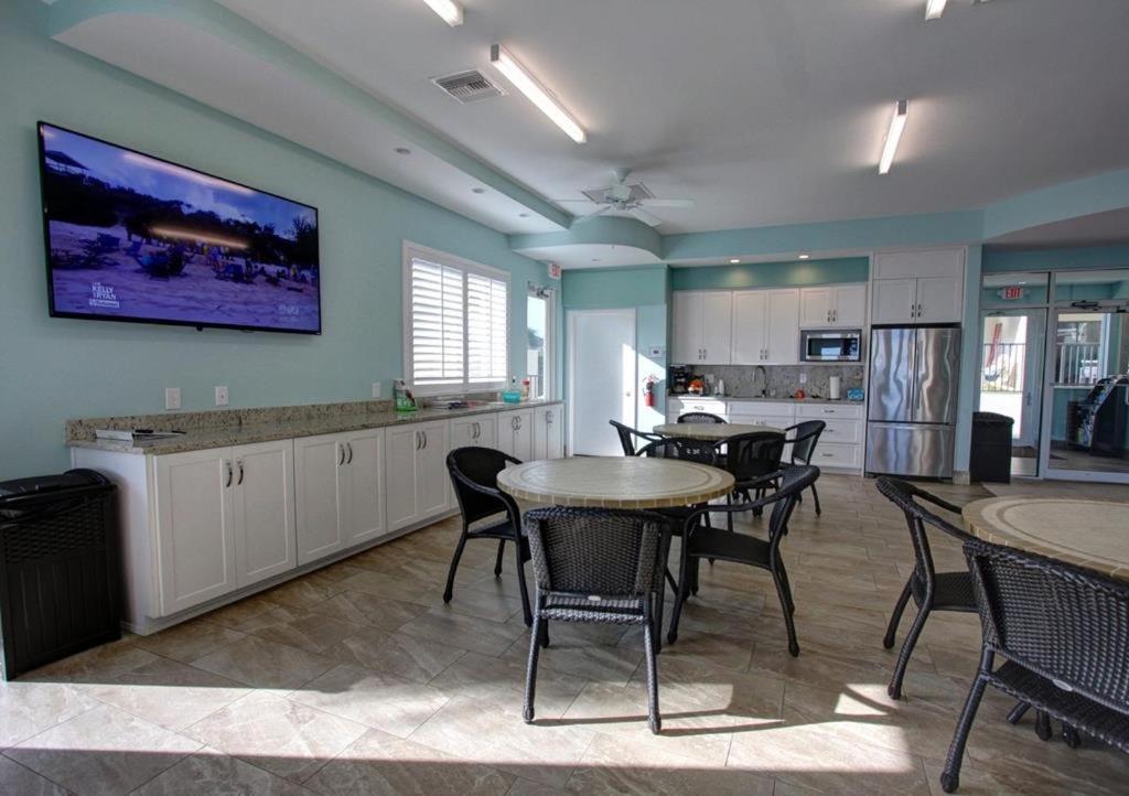 404 - Beautiful 2/2 Ocean View Appartement New Smyrna Beach Buitenkant foto